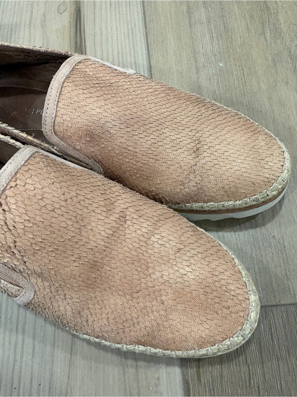 Donald Pliner Millie Slip-On Platform Loafer Textured Mauve Light Peach Pink 9.5 - Picture 5 of 8